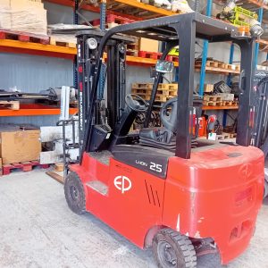 Carretilla elèctrica bateria de litio