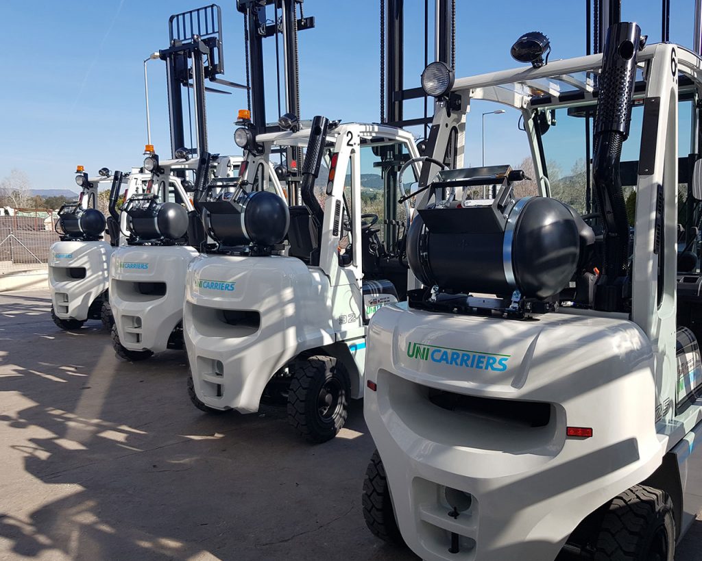 Unicarriers Carretillas elevadoras a gas, eléctricas y diésel - Venta, Alquiler, Renting y ocasión en Auto Bomba